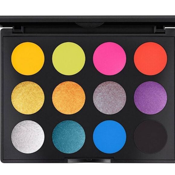 MAC It's Designer Neon Art Library Eyeshadow Palette - Picture 3 of 16
